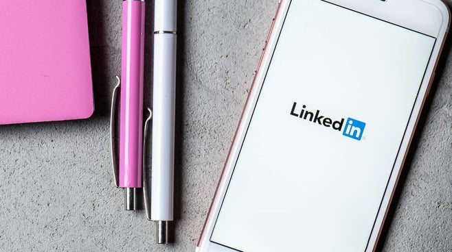 Why Waiting Out Wasted LinkedIn Licences Is A Bad Idea. (And What To Do Instead) Compressed